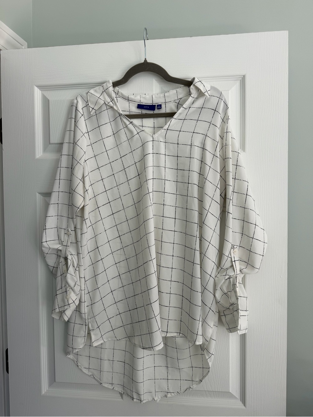 Apt. 9 White Windowpane Check Tunic Blouse